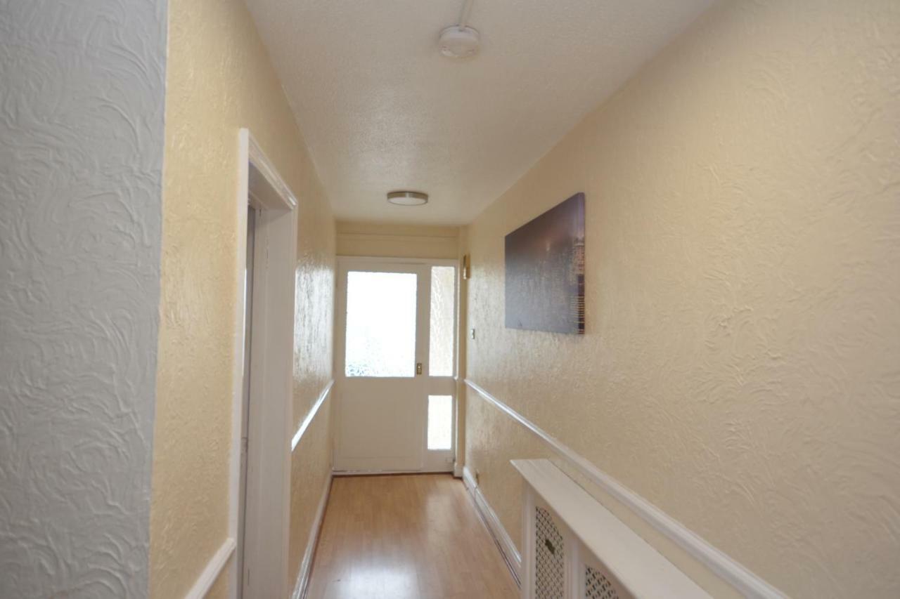 Four Bedroom Townhouse 12 Minutes Walk To Excel Exhibition Centre Londra Esterno foto